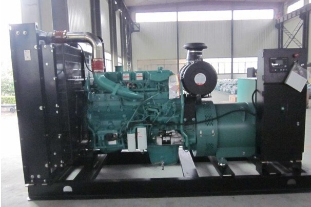 常熟全新常柴300kw大型柴油发电机组
